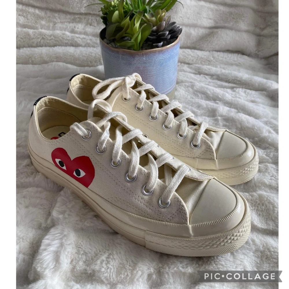 ✨Like New Converse X Comme Des Garçons Play - Picture 3 of 7